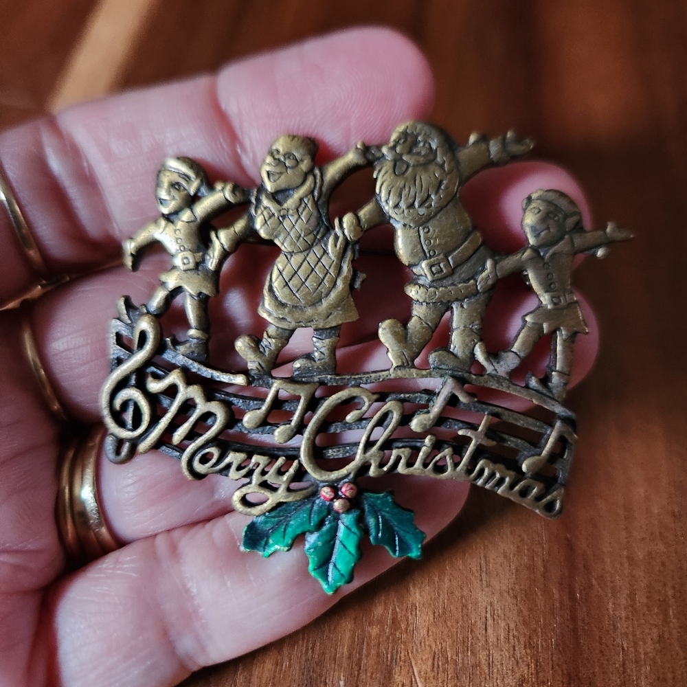 Merry Christmas Pin - Picture 2 of 5